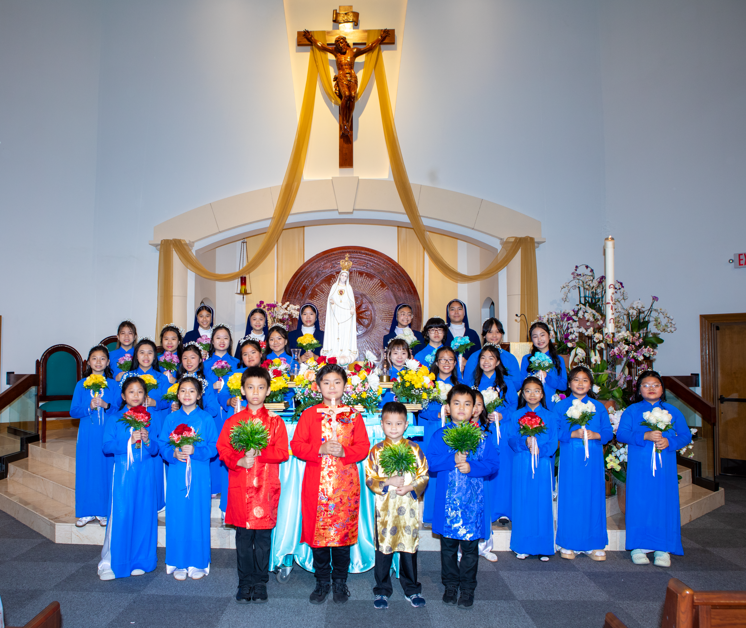 Dâng Hóa Kính Đức Mẹ